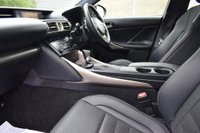 USED 2014 14 LEXUS IS 2.5 300H F SPORT 4d 220 BHP FULL LEXUS SERVICE HISTORY! 2 KEYS!