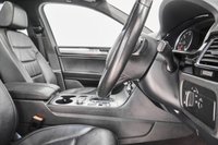 USED 2016 16 VOLKSWAGEN TOUAREG 3.0 V6 R-LINE TDI BLUEMOTION TECHNOLOGY 5d 259 BHP +NATIONWIDE HOME DELIVERY+