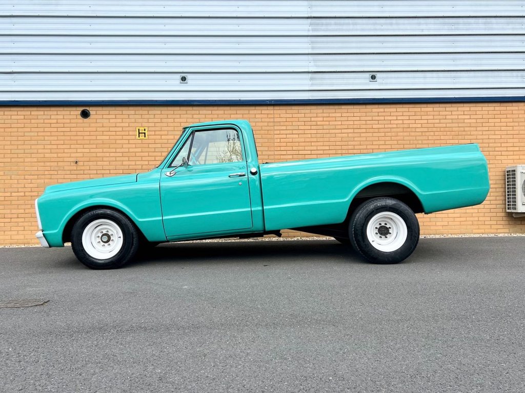 USED 1969 CHEVROLET C20 5700cc // American Truck // Air Ride  // Px swap 