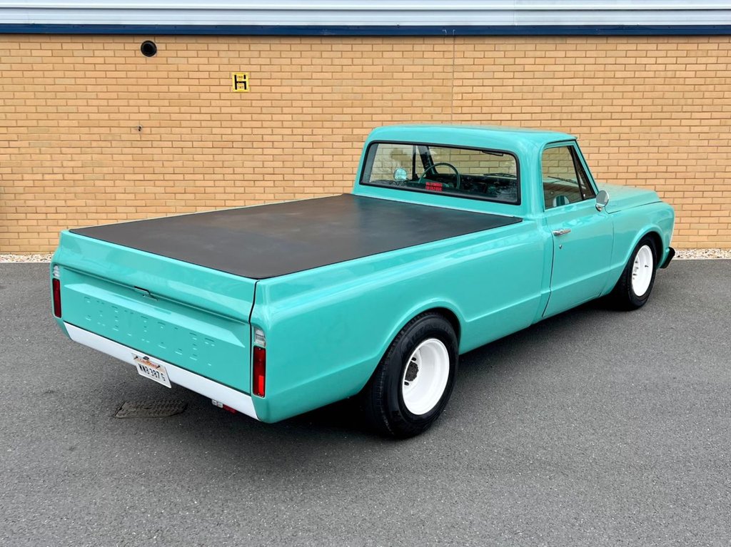 USED 1969 CHEVROLET C20 5700cc // American Truck // Air Ride  // Px swap 