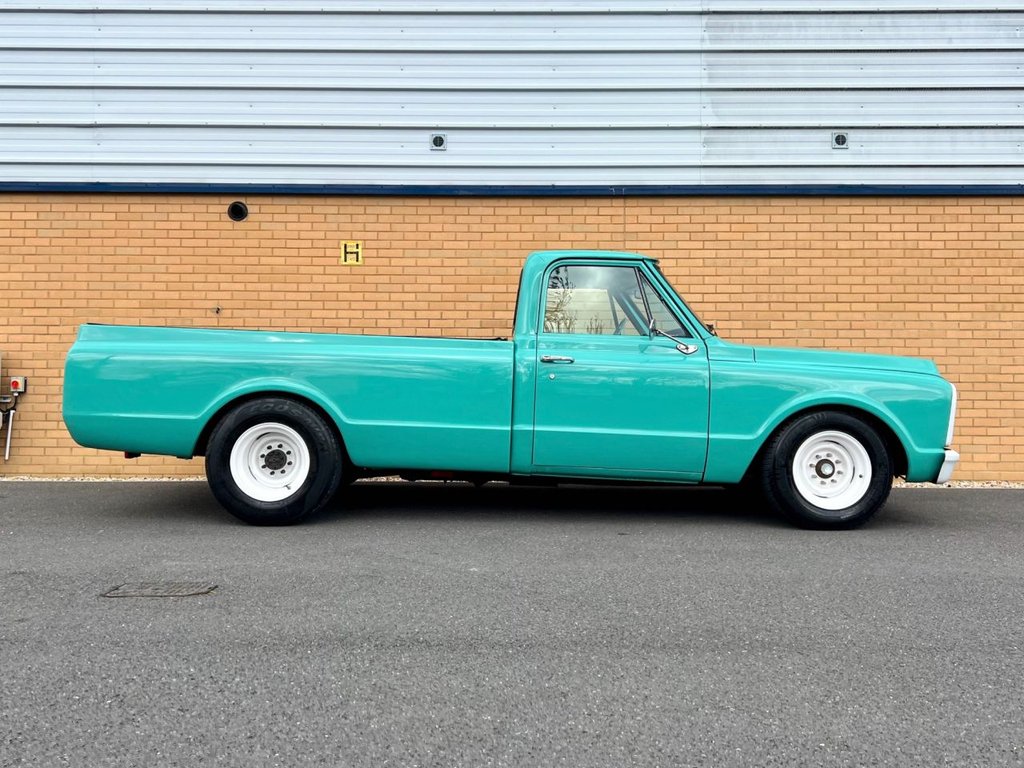 USED 1969 CHEVROLET C20 5700cc // American Truck // Air Ride  // Px swap 