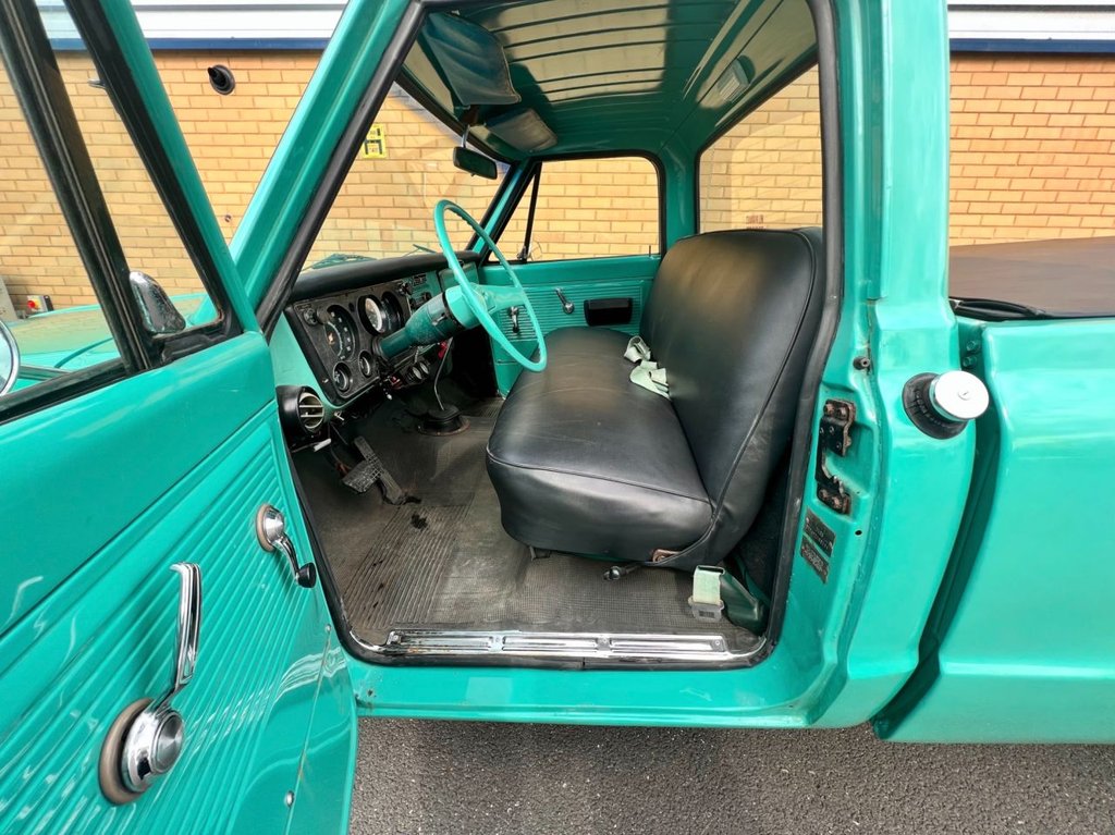 USED 1969 CHEVROLET C20 5700cc // American Truck // Air Ride  // Px swap 
