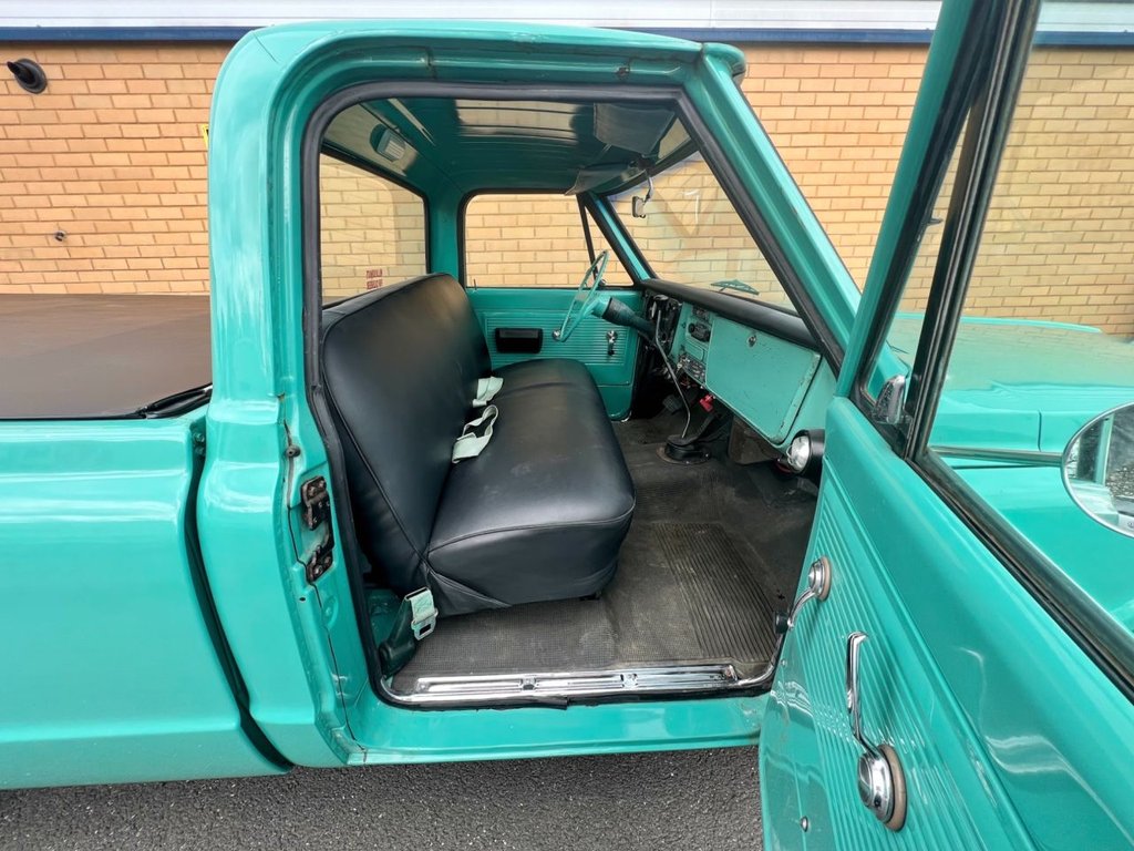 USED 1969 CHEVROLET C20 5700cc // American Truck // Air Ride  // Px swap 