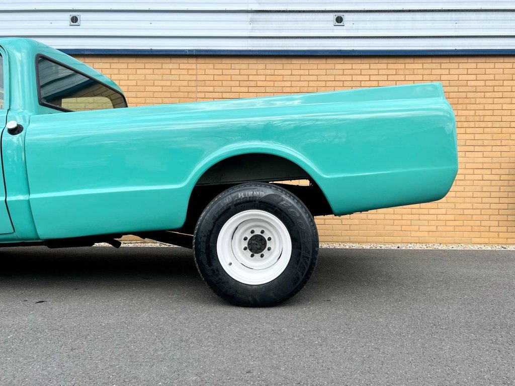 USED 1969 CHEVROLET C20 5700cc // American Truck // Air Ride  // Px swap 
