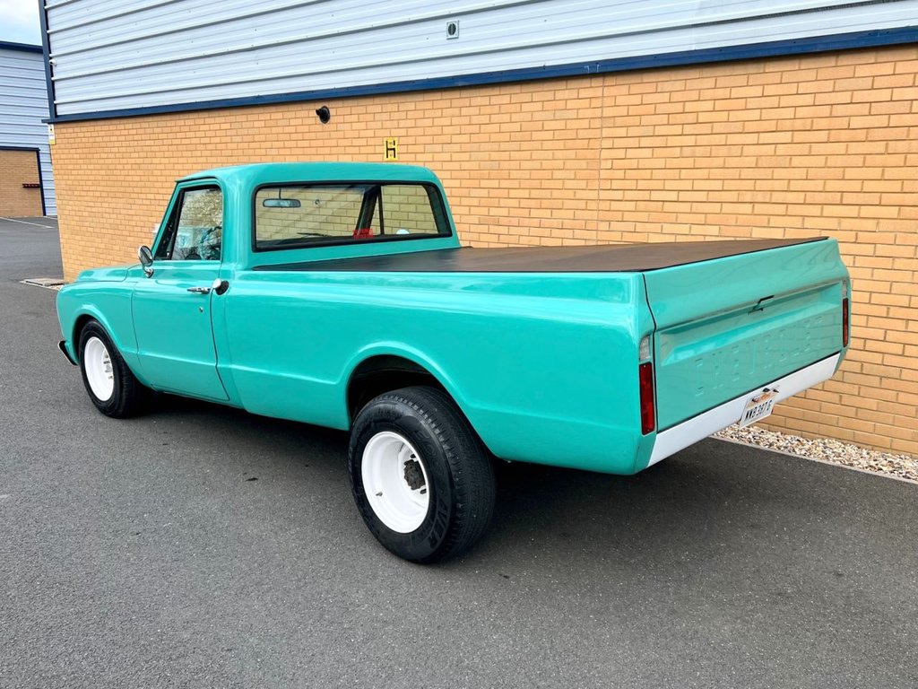 USED 1969 CHEVROLET C20 5700cc // American Truck // Air Ride  // Px swap 