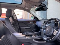 USED 2018 18 JAGUAR F-PACE 2.0 PORTFOLIO AWD 5d 238 BHP 