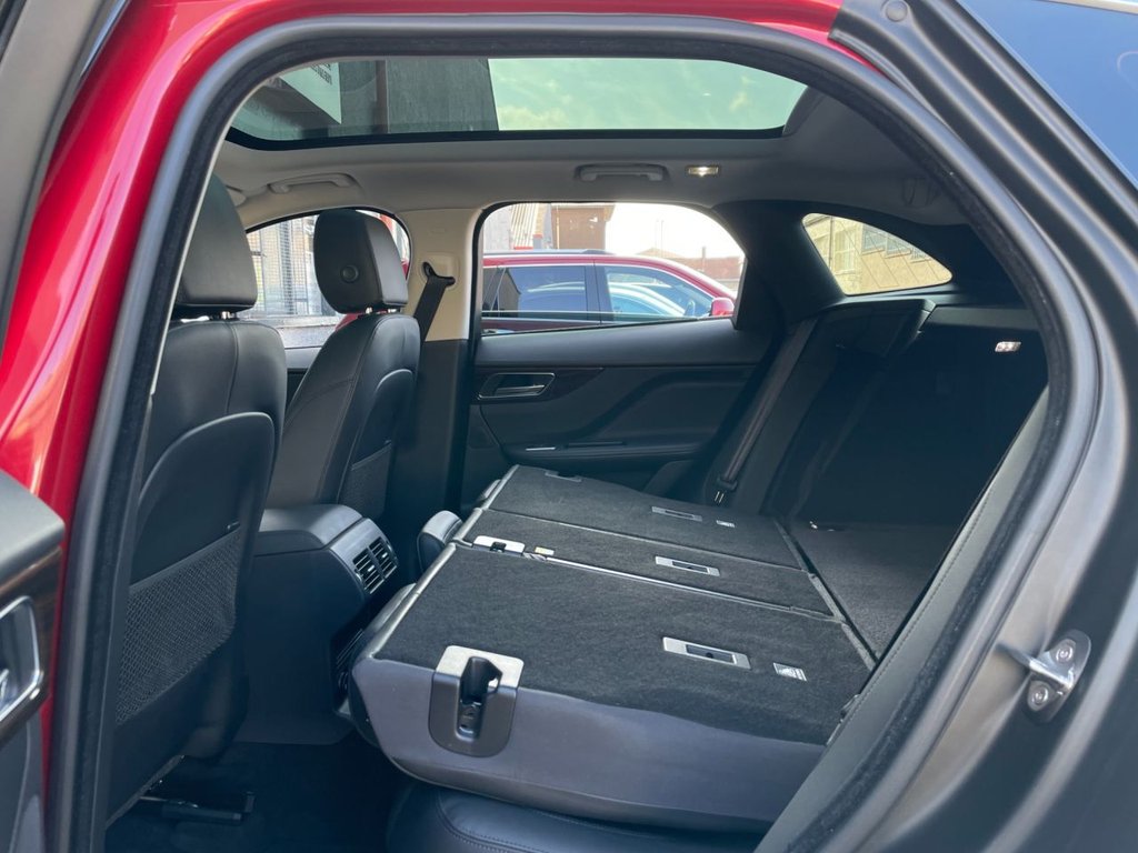 USED 2018 18 JAGUAR F-PACE 2.0 PORTFOLIO AWD 5d 238 BHP 