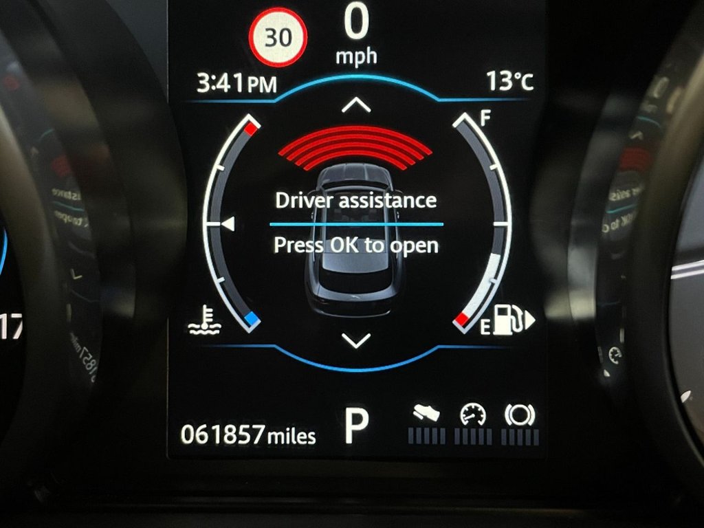 USED 2018 18 JAGUAR F-PACE 2.0 PORTFOLIO AWD 5d 238 BHP 