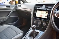 USED 2018 18 VOLKSWAGEN GOLF 1.5 R LINE TSI EVO 3d 148 BHP PAN ROOF / 18" SEBRING ALLOYS