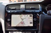 USED 2018 18 VOLKSWAGEN GOLF 1.5 R LINE TSI EVO 3d 148 BHP PAN ROOF / 18" SEBRING ALLOYS