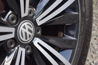 USED 2018 68 VOLKSWAGEN TIGUAN 2.0 SE NAVIGATION TDI DSG 5d 148 BHP FULL VW SERVICE HISTORY! 2 KEYS!