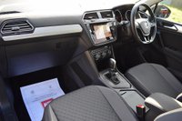 USED 2018 68 VOLKSWAGEN TIGUAN 2.0 SE NAVIGATION TDI DSG 5d 148 BHP FULL VW SERVICE HISTORY! 2 KEYS!