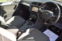 USED 2018 68 VOLKSWAGEN TIGUAN 2.0 SE NAVIGATION TDI DSG 5d 148 BHP FULL VW SERVICE HISTORY! 2 KEYS!