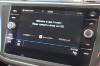 USED 2018 68 VOLKSWAGEN TIGUAN 2.0 SE NAVIGATION TDI DSG 5d 148 BHP FULL VW SERVICE HISTORY! 2 KEYS!