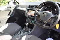 USED 2018 68 VOLKSWAGEN TIGUAN 2.0 SE NAVIGATION TDI DSG 5d 148 BHP FULL VW SERVICE HISTORY! 2 KEYS!
