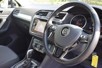 USED 2018 68 VOLKSWAGEN TIGUAN 2.0 SE NAVIGATION TDI DSG 5d 148 BHP FULL VW SERVICE HISTORY! 2 KEYS!