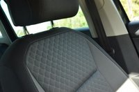 USED 2018 68 VOLKSWAGEN TIGUAN 2.0 SE NAVIGATION TDI DSG 5d 148 BHP FULL VW SERVICE HISTORY! 2 KEYS!
