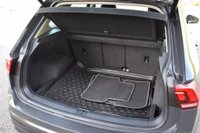 USED 2018 68 VOLKSWAGEN TIGUAN 2.0 SE NAVIGATION TDI DSG 5d 148 BHP FULL VW SERVICE HISTORY! 2 KEYS!