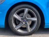 USED 2015 65 VOLVO V40 2.0 D2 R-DESIGN 5d 118 BHP 