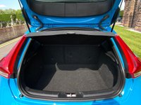 USED 2015 65 VOLVO V40 2.0 D2 R-DESIGN 5d 118 BHP 