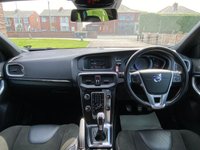 USED 2015 65 VOLVO V40 2.0 D2 R-DESIGN 5d 118 BHP 