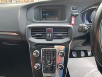 USED 2015 65 VOLVO V40 2.0 D2 R-DESIGN 5d 118 BHP 