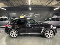 USED 2014 64 INFINITI QX70 3.0 QX70 30D GT PREMIUM 5d 235 BHP QX70 3.0D GT PREMIUM - QUILTED LEATHER - 21 INCH ALLOYS - REVERSE CAMERA - POWERBOOT - HEATED AND COOLING FRONT SEATS