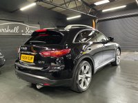 USED 2014 64 INFINITI QX70 3.0 QX70 30D GT PREMIUM 5d 235 BHP QX70 3.0D GT PREMIUM - QUILTED LEATHER - 21 INCH ALLOYS - REVERSE CAMERA - POWERBOOT - HEATED AND COOLING FRONT SEATS
