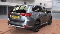 USED 2017 17 MITSUBISHI OUTLANDER 2.0 PHEV 4HS 5d 200 BHP &pound;0 ROAD TAX SAT NAV SUNROOF LEATHER