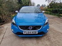 USED 2014 64 VOLVO V40 1.6 T3 R-DESIGN LUX NAV 5d 148 BHP ZERO DEPOSIT FINANCE AVAILABLE