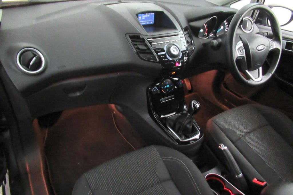USED 2016 16 FORD FIESTA 1.0 TITANIUM 5d 99 BHP 