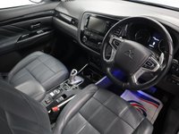 USED 2017 67 MITSUBISHI OUTLANDER 2.0 PHEV 5HS 5d 200 BHP FANTASTIC CONDITION HYBRID LOW MILES WITH GREAT SERVICE HISTORY