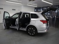 USED 2017 67 MITSUBISHI OUTLANDER 2.0 PHEV 5HS 5d 200 BHP FANTASTIC CONDITION HYBRID LOW MILES WITH GREAT SERVICE HISTORY