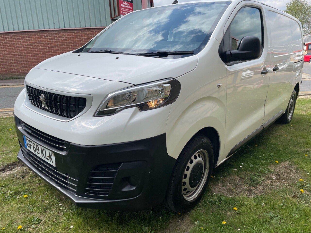 18 Peugeot Expert Blue Hdi Professional Standard