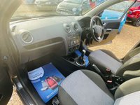 USED 2011 11 FORD FUSION 1.4 ZETEC 5d PETROL Desirable Fusion 1.4 petrol with FSH