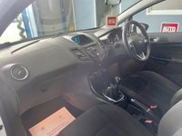 USED 2014 64 FORD FIESTA 1.2 ZETEC 5d 81 BHP &pound;30 Tax,P.Sensors,Bluetooth