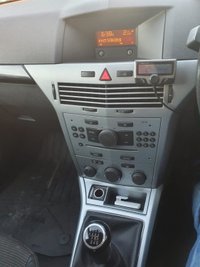 USED 2010 10 VAUXHALL ASTRA 1.9 CDTI SPORTIVE 120 BHP 