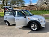USED 2012 12 MINI COUNTRYMAN 1.6 COOPER 5d 122 BHP Rare Automatic Countryman With A Huge Specification And Full Service History !