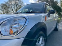 USED 2012 12 MINI COUNTRYMAN 1.6 COOPER 5d 122 BHP Rare Automatic Countryman With A Huge Specification And Full Service History !