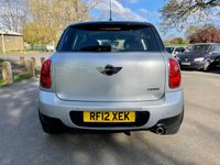 USED 2012 12 MINI COUNTRYMAN 1.6 COOPER 5d 122 BHP Rare Automatic Countryman With A Huge Specification And Full Service History !