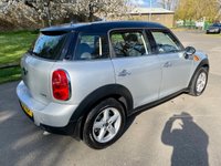 USED 2012 12 MINI COUNTRYMAN 1.6 COOPER 5d 122 BHP Rare Automatic Countryman With A Huge Specification And Full Service History !