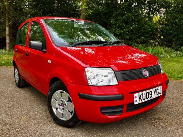 2009 09 Fiat Panda 1.1 ACTIVE ECO 5d 54 BHP ONLY 31,000 MILES//INSUR GRP 1//30 POUND ROAD TAX//jJUST HAD NEW MOT AND REAR EXHAUST AND TYRE