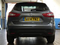 USED 2014 14 NISSAN QASHQAI 1.2 ACENTA PREMIUM DIG-T 5d 113 BHP Sat Nav Reversing Camera Panoramic Sunroof Lane Departure.