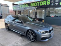 USED 2020 20 BMW 5 SERIES 3.0 530D XDRIVE M SPORT TOURING 5d 261 BHP +  BLACK LEATHER WITH HEATED SEATS + BLUETOOTH + FULL SERVICE HISTORY + HEAD UP DISPLAY +