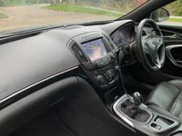 USED 2017 17 VAUXHALL INSIGNIA 2.0 SRI NAV VX-LINE CDTI ECOFLEX S/S 5d 167 BHP HUGE SPEC - VAUXHALL INSIGNIA SRi VX-LINE NAV - FULL HEATED BLACK LEATHER - VAUXHALL DEMO + 1 OWNER - FSH - REAR CAMERA AND SENSORS  - 19 INCH UPGRADE ALLOYS