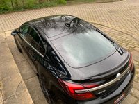USED 2017 17 VAUXHALL INSIGNIA 2.0 SRI NAV VX-LINE CDTI ECOFLEX S/S 5d 167 BHP HUGE SPEC - VAUXHALL INSIGNIA SRi VX-LINE NAV - FULL HEATED BLACK LEATHER - VAUXHALL DEMO + 1 OWNER - FSH - REAR CAMERA AND SENSORS  - 19 INCH UPGRADE ALLOYS