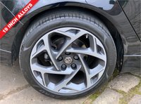 USED 2017 17 VAUXHALL INSIGNIA 2.0 SRI NAV VX-LINE CDTI ECOFLEX S/S 5d 167 BHP HUGE SPEC - VAUXHALL INSIGNIA SRi VX-LINE NAV - FULL HEATED BLACK LEATHER - VAUXHALL DEMO + 1 OWNER - FSH - REAR CAMERA AND SENSORS  - 19 INCH UPGRADE ALLOYS