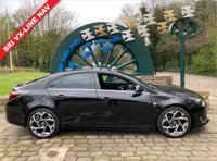USED 2017 17 VAUXHALL INSIGNIA 2.0 SRI NAV VX-LINE CDTI ECOFLEX S/S 5d 167 BHP HUGE SPEC - VAUXHALL INSIGNIA SRi VX-LINE NAV - FULL HEATED BLACK LEATHER - VAUXHALL DEMO + 1 OWNER - FSH - REAR CAMERA AND SENSORS  - 19 INCH UPGRADE ALLOYS