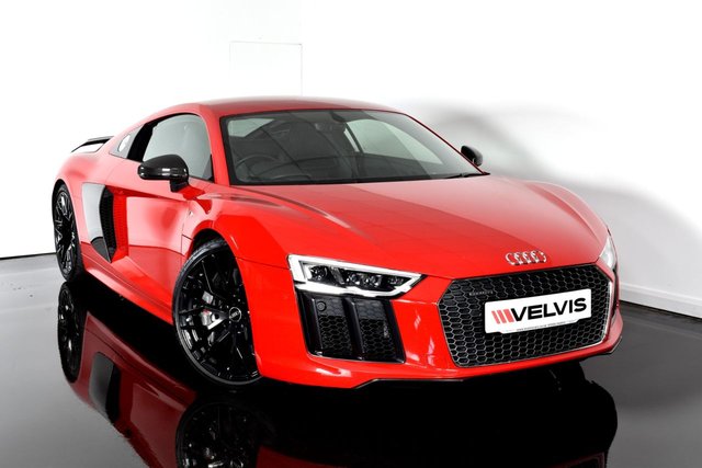 2016 A Audi R8 5.2 V10 PLUS QUATTRO 2d 602 BHP