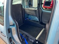 USED 2010 60 RENAULT KANGOO 1.6 EXTREME 16V 5d 105 BHP AUTOMATIC WAV with Air Con - Only 25K